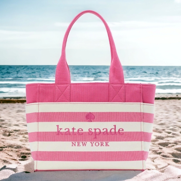 kate spade Handbags - NWT Kate Spade Hibiscus Jett Tote Bag